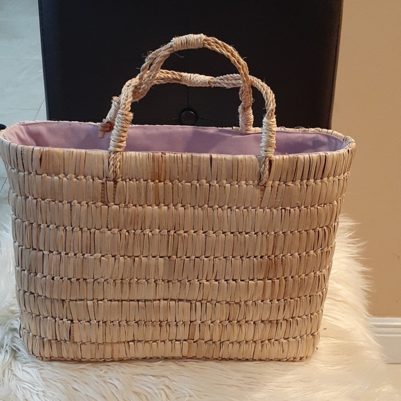 Straw Bag - Picture 2 of 2
